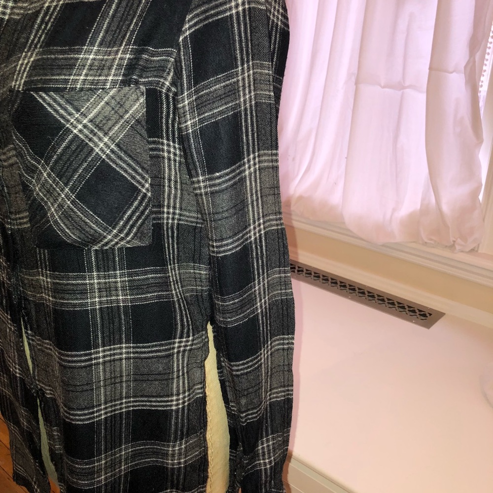 Flannel - Picture 6 of 8
